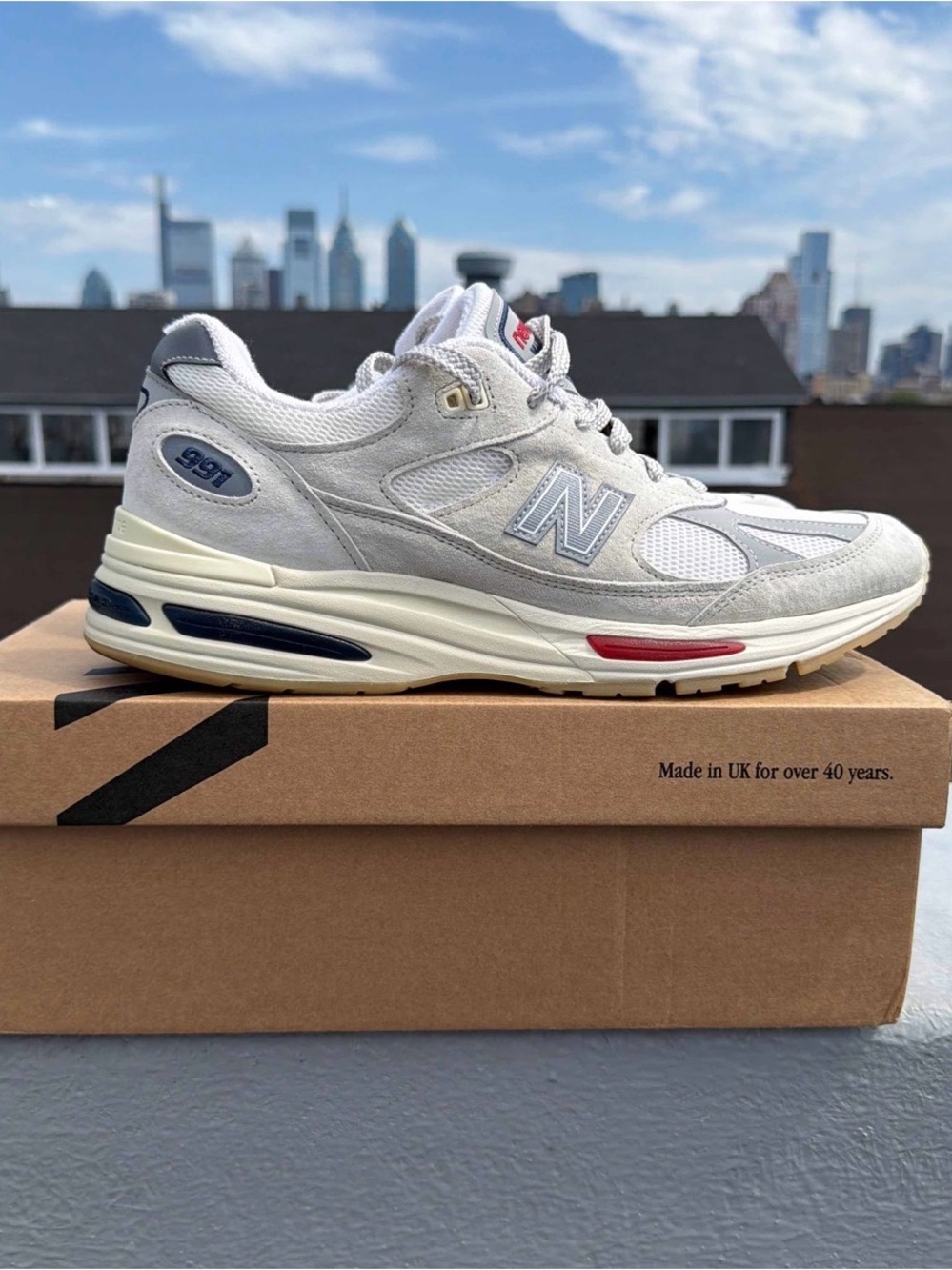 New Balance Men's Sneakers in Off-White with Red & Navy Accents - Picture 7 of 10